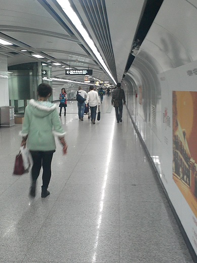광저우 지하철 2.jpg