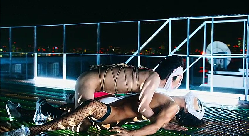 변태가면.H.K.Hentai.Kamen.2013.JAP.DVDRiP.X264.AC3-ADiOS.mkv_004538984.jpg
