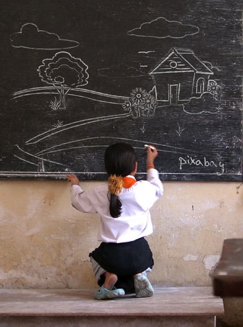 blackboard-606627_640.jpg