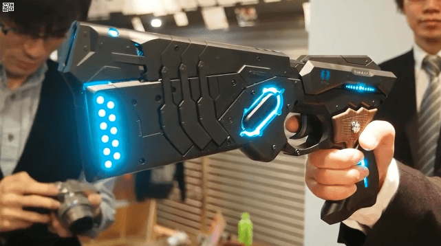 80만원짜리 장난감 총 ㄷㄷㄷ.gif1