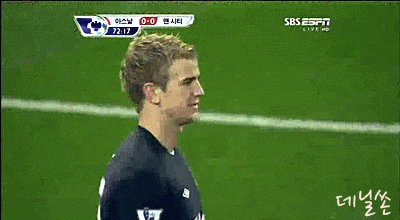 맨시티_봤냐_gif.gif